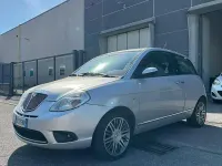 Usata Lancia Ypsilon 60 CV (44 kW) 2009 Grigio Utilitaria