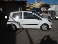 Usata Renault Twingo Dynamique 101 CV (74 kW) 2011 Bianco Utilitaria