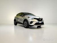 Second-hand Renault Captur Business 101 CP (74 kW) 2022 Gri SUV