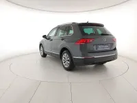 Usata VW Tiguan Life 150 CV (110 kW) 2022 B0 dolphin grey metallizzato SUV
