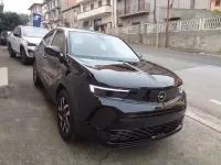 Nuova Opel Mokka Edition 135 CV (99 kW) 2026 Verde SUV