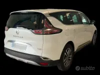 Usata Renault Espace Zen 160 CV (117 kW) 2018 Bianco Monovolume