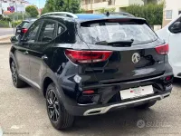 Usata MG ZS Comfort 106 CV (77 kW) 2024 Nero SUV