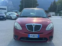 Usata Lancia Ypsilon 60 CV (44 kW) 2004 Rosso Utilitaria