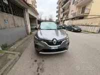 Usata Renault Captur 91 CV (66 kW) 2023 Grigio SUV