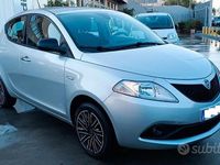 Usata Lancia Ypsilon S 163 CV (119 kW) 2021 Grigio Utilitaria