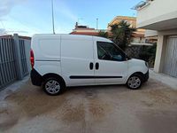 Usata Fiat Doblò 95 CV (69 kW) 2020 Bianco Monovolume