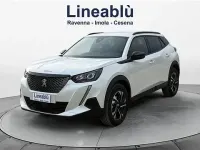 Usata Peugeot 2008 Allure 102 CV (75 kW) 2023 Bianco SUV