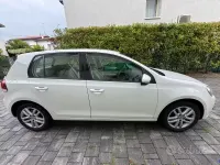 Usata VW Golf VI 122 CV (89 kW) 2012 Bianco Utilitaria