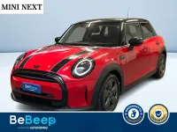 Begagnad Mini Cooper Classic 136 HK (100 kW) 2022 Röd Halvkombi