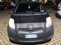 Usata Toyota Yaris 88 CV (64 kW) 2009 Nero Utilitaria