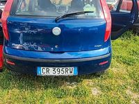 Usata Fiat Punto 69 CV (50 kW) 2005 Blu Utilitaria