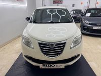 Usata Lancia Ypsilon 95 CV (69 kW) 2013 Bianco Utilitaria