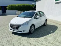 Usata Peugeot 208 Active 82 CV (60 kW) 2013 Bianco Utilitaria