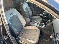 Usata VW Golf VII R-line 300 CV (220 kW) 2014 Berlina