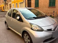 Usata Toyota Aygo 68 CV (50 kW) 2007 Grigio Utilitaria