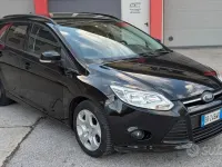 Usata Ford Focus 115 CV (84 kW) 2013 Nero Station wagon