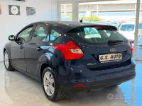 Usata Ford Focus 115 CV (84 kW) 2012 Blu Berlina