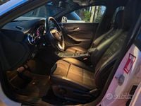 Usata Mercedes CLA220 Premium 176 CV (129 kW) 2018 Bianco Berlina