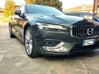 Usata Volvo V60 Inscription 190 CV (139 kW) 2019 Grigio Station wagon