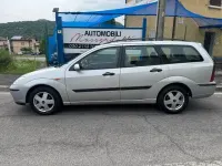 Usata Ford Focus Zetec 101 CV (74 kW) 2004 Argento metallizzato Station wagon