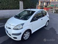 Usata Toyota Aygo 67 CV (49 kW) 2011 Utilitaria