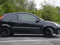 Usata Ford Fiesta S 90 CV (66 kW) 2006 Nero Utilitaria