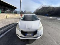 Usata Peugeot 208 Active 82 CV (60 kW) 2013 Utilitaria