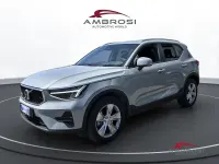 Usata Volvo XC40 Core 163 CV (119 kW) 2024 Grigio SUV