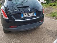 Usata Lancia Delta 120 CV (88 kW) 2012 Utilitaria