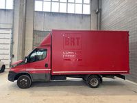 Usata Iveco Daily 136 CV (100 kW) 2018 Rosso Furgone