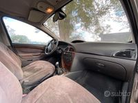 Usata Citroën C5 109 CV (80 kW) 2004 Grigio Station wagon