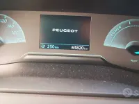 Usata Peugeot 2008 56 kW (77 CV) 2021 Arancione SUV