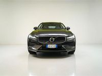 Usata Volvo V60 Core 197 CV (144 kW) 2023 Grigio Station wagon