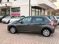 Usata Peugeot 208 Allure 68 CV (50 kW) 2014 Grigio Utilitaria