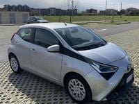 Usata Toyota Aygo Connect Style 72 CV (52 kW) 2020 Grigio Utilitaria