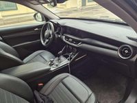 Usata Alfa Romeo Stelvio Executive 209 CV (153 kW) 2018 Nero SUV