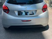 Usata Peugeot 208 68 CV (50 kW) 2013 Grigio Utilitaria