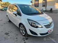 Usata Opel Meriva Cosmo 110 CV (80 kW) 2012 Bianco Monovolume