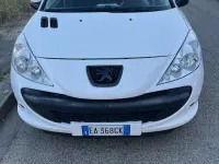 Usata Peugeot 206+ 68 CV (50 kW) 2009 Bianco Utilitaria
