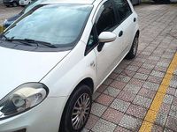 Usata Fiat Punto 77 CV (56 kW) 2014 Bianco Utilitaria