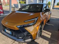 Usata Toyota C-HR Lounge 152 CV (111 kW) 2024 Arancione SUV
