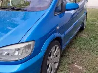 Usata Opel Zafira OPC 200 CV (147 kW) 2003 Blu Monovolume