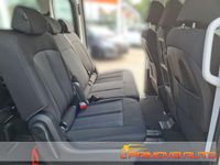 Usata Hyundai Staria Trend 177 CV (130 kW) 2024 Bianco Monovolume