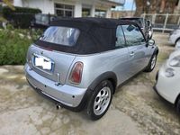 Usata Mini Cooper Cabriolet 116 CV (85 kW) 2005 Argento Cabrio