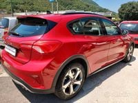 Begagnad Ford Focus Active 120 HK (88 kW) 2021 Röd Sedan