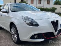 Usata Alfa Romeo Giulietta Distinctive 150 CV (110 kW) 2017 Bianco Utilitaria