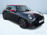 Usata Mini John Cooper Works 231 CV (169 kW) 2025 Grigio Utilitaria