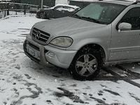 Usata Mercedes ML270 163 CV (119 kW) 2003 Grigio SUV