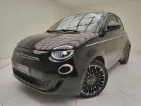 Usata Fiat 500e La Prima 86 kW (118 CV) 2021 Nero Utilitaria